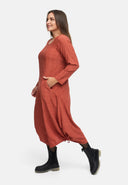 Kjole i A-linje med rynkning 'Ferina'