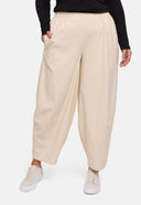 'Livia' Pants – relaxed fit, clean design & stretch
