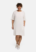 Robe 'Crissa' – plissée, douce et flatteuse pour la silhouette