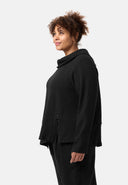 'Vigna' tunic — struchtúrtha cadás-streach agus gearradh sofaisticiúil