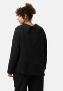 'Vigna' tunic — struchtúrtha cadás-streach agus gearradh sofaisticiúil
