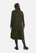 'Seriva' Kleid – kunstvoll, cozy & figurschmeichelnd