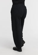 'Floréa' Hose – weit geschnitten, strukturiert & mit Stretch