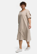 Gúna Cadáis 'Cotella' – éadrom, glan & stíleach