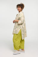 Tunika-bluzka 'Livia' – lekka, luźno dopasowana i artystycznie wzorzysta