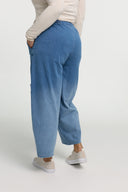 Spodnie 'Sky' – Premium-Dżins, Naszywka i Rozciągliwość