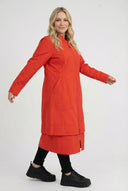 Płaszcz przeciwdeszczowy 'Auria' – krój w kształcie litery A, lekki i odporny na krople