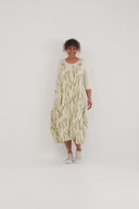 Robe à bretelles 'Livia' – légère, flatteuse pour la silhouette & unique